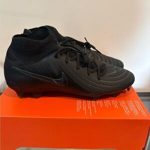 Nike Phantom Luna II 2 Pro FG Black-Black-Deep Jungle FJ2575-002 Size 6.5/Wmns 8